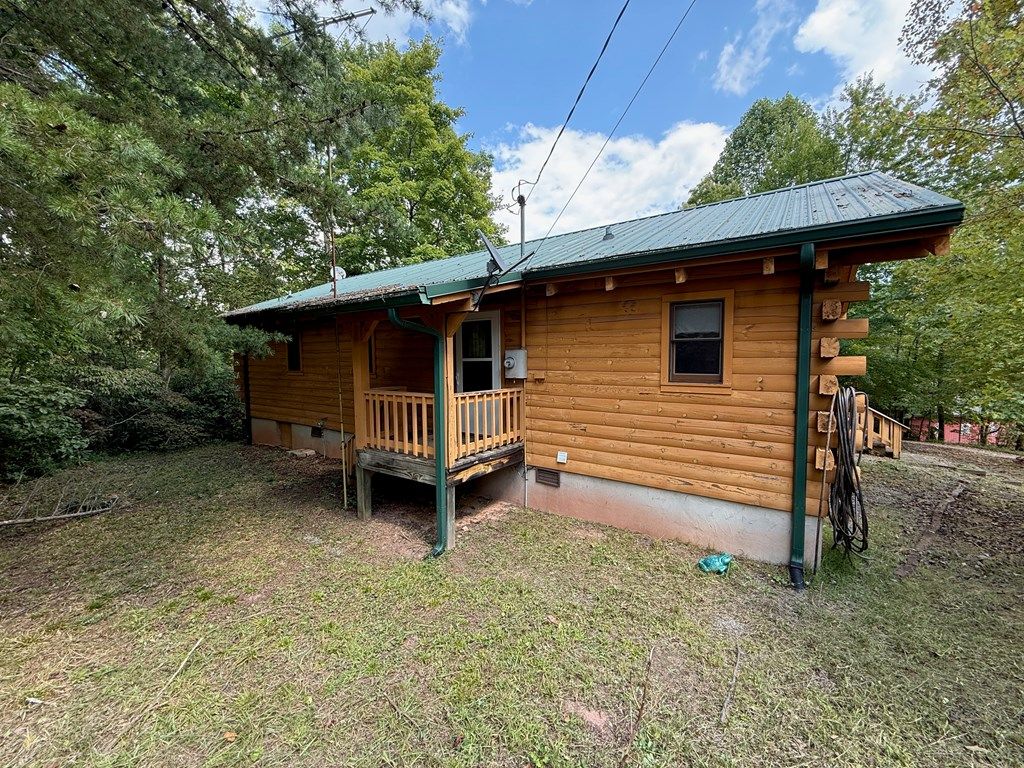Photo of 685 Possum Holler, Bryson City, NC 28713 (MLS # 26042192)
