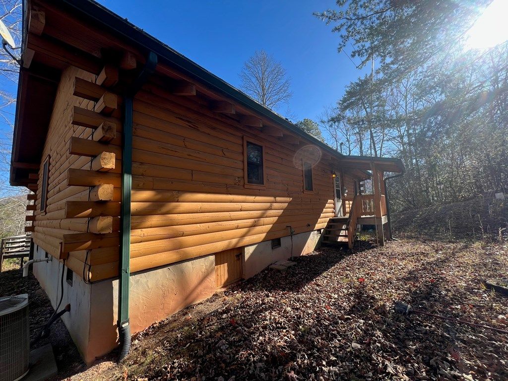Photo of 685 Possum Holler, Bryson City, NC 28713 (MLS # 26042192)