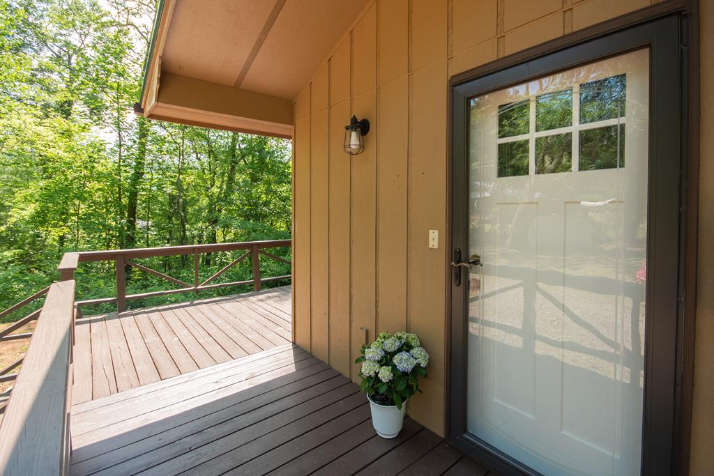 34 Brooks Ln