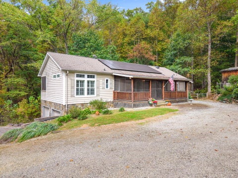 Photo of 517 Johns Creek Rd, Cullowhee, NC 28723 (MLS # 26048744)