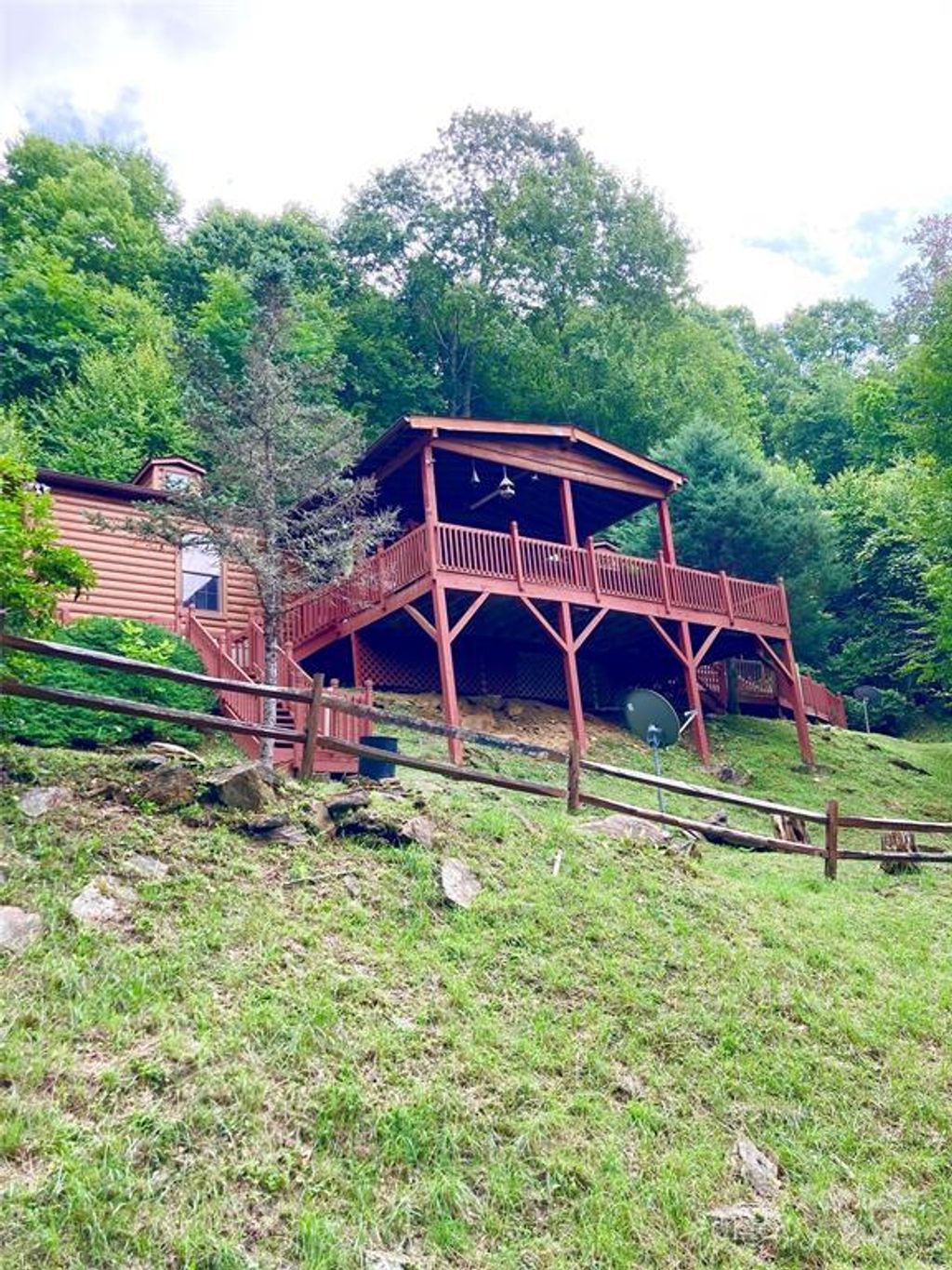 Photo of 361 Boundary Trail, Maggie Valley, NC 28751 (MLS # 26042318)