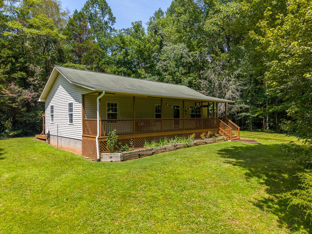 33 E H Bailey Road