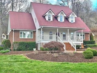 100 Shady Oaks Dr.
