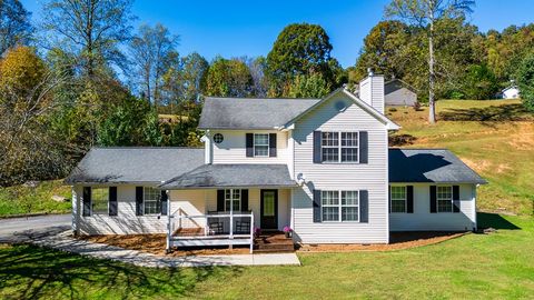 Photo of 32 Wheat Ridge Rd, Sylva, NC 28779 (MLS # 26042423)