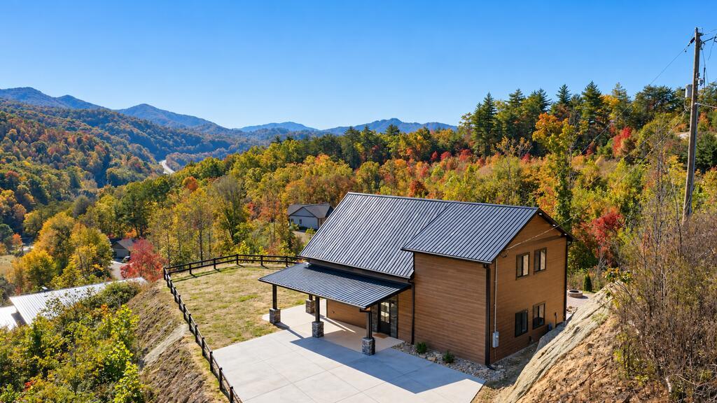 Photo of 237 Bella Vista, Bryson City, NC 28713 (MLS # 26048897)