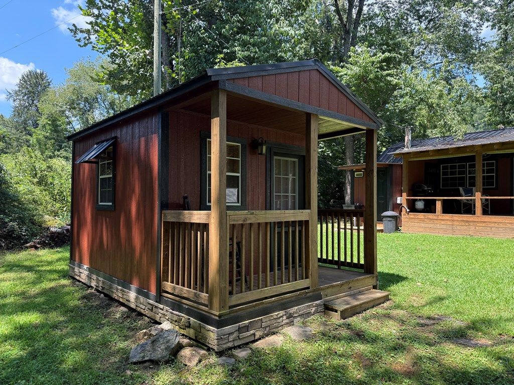Photo of 43 Wild Horse Road, Sylva, NC 28779 (MLS # 26041884)