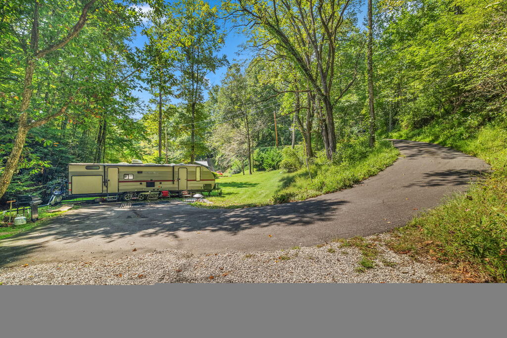 1000 Cane Creek Rd