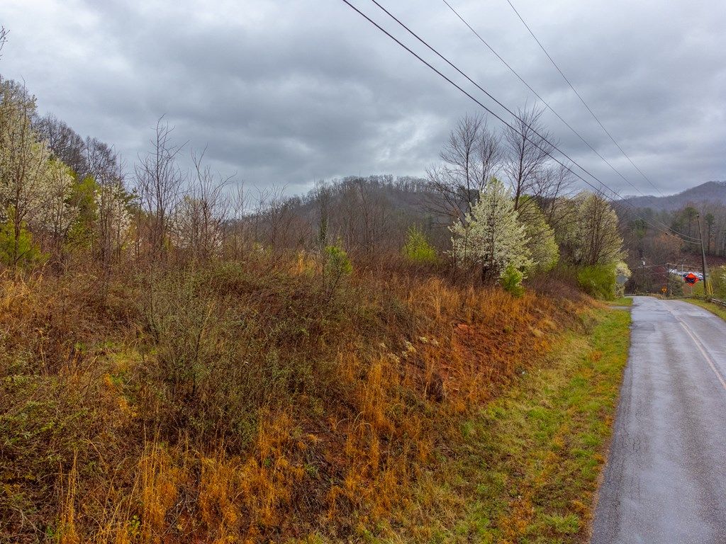 Photo of 0 Connor Rd, Sylva, NC 28779 (MLS # 26046668)