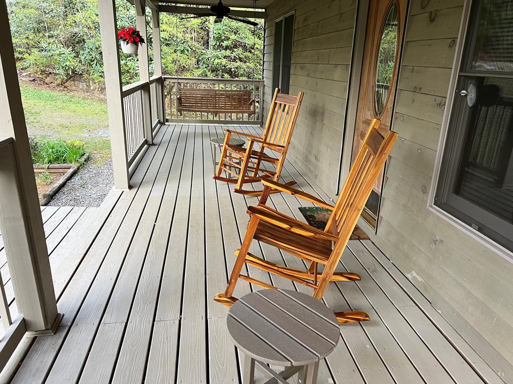 106 Cabin Creek Rd