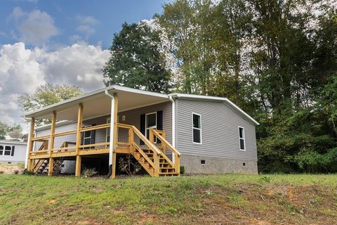 Photo of 20 Champion Lane, Sylva, NC 28779 (MLS # 26042295)