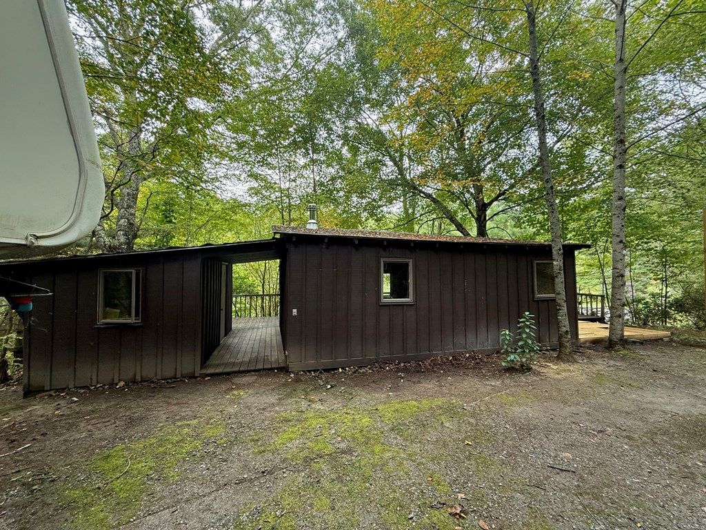 Photo of 156 Fountain Spring Rd, Tuckasegee, NC 28783 (MLS # 26042292)