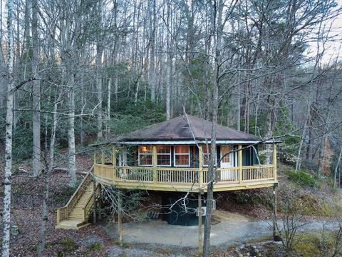 Photo of 475 Mountain Forest Estates, Sylva, NC 28779 (MLS # 26043038)