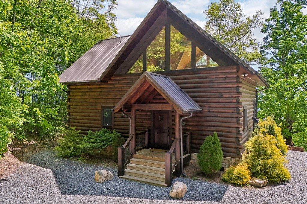 Photo of 91 Lady Slipper Ln, Almond, NC 28702 (MLS # 26047182)