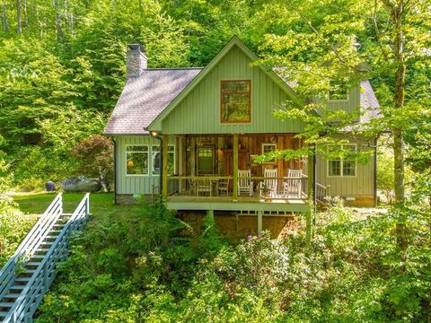 Photo of 773 Tate Cove Rd, Hayesville, NC 28904 (MLS # 26046555)