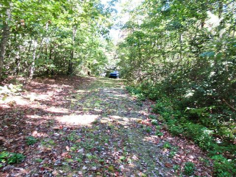 Photo of 00 Mountain Circle, Franklin, NC 28734 (MLS # 26036890)