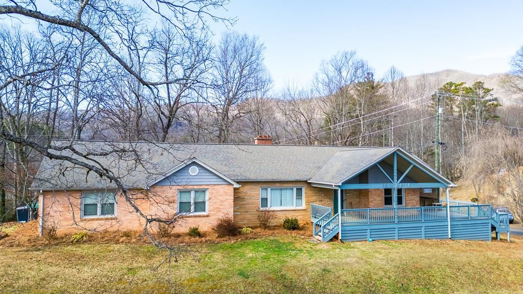 Photo of 53 Dewees Drive, Sylva, NC 28779 (MLS # 26043148)