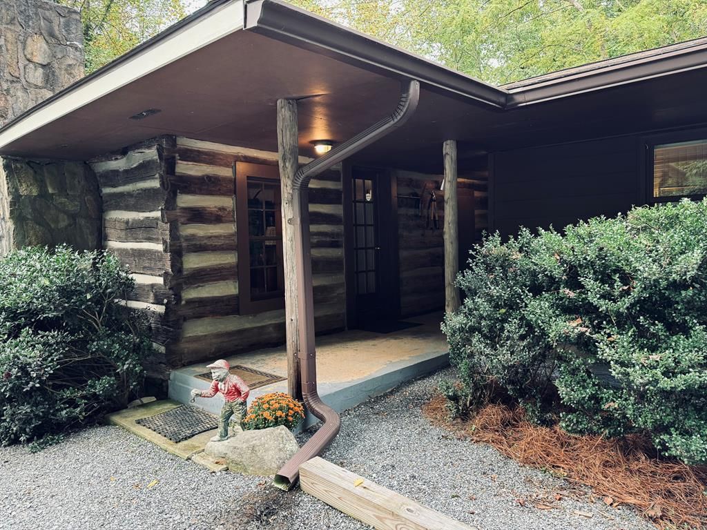 Photo of 15 Cracker Jack Ln, Barkers Creek, NC 28789 (MLS # 26042273)