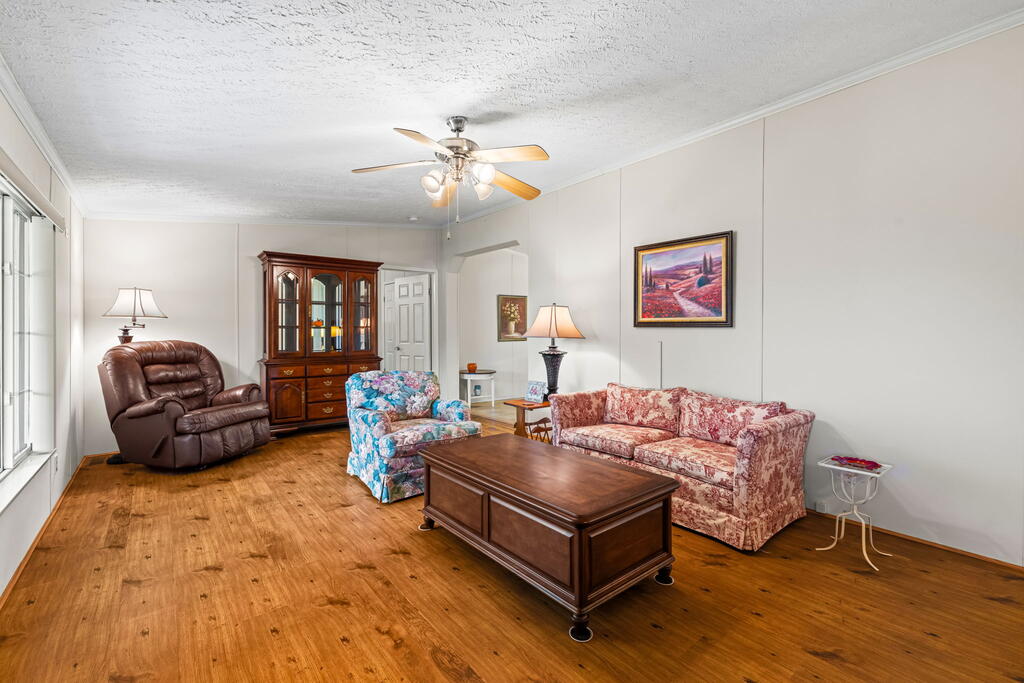 32 Westwood Drive