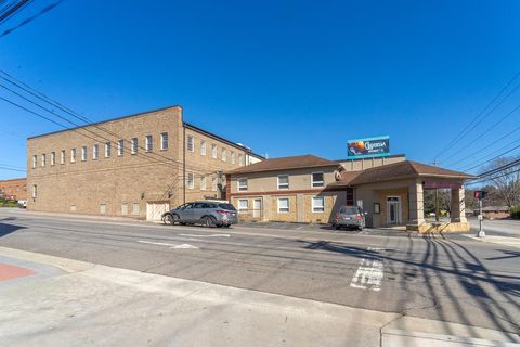 9 Stewart St Franklin NC 28734