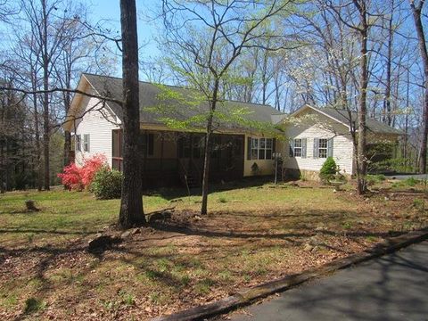 Photo of 693 Puett Cove, Other, NC 28960 (MLS # 26047007)