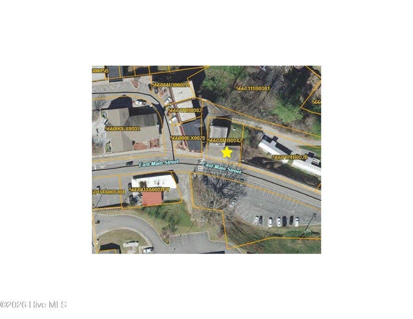 Photo of 214 E Main Street, Robbinsville, NC 28771 (MLS # 26048133)