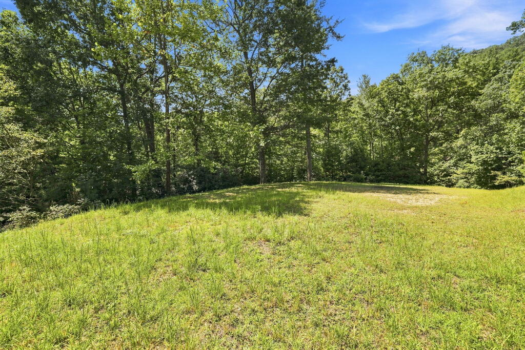 00 Covered Creek Road