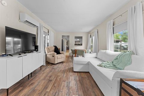 Photo of 101 Beverly Dr, Franklin, NC 28733 (MLS # 26046915)