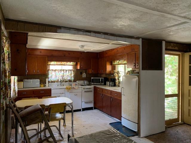 Bryson City, North Carolina 28713, United States, 1 Bedroom Bedrooms, ,1 BathroomBathrooms,Residential,Active,98546