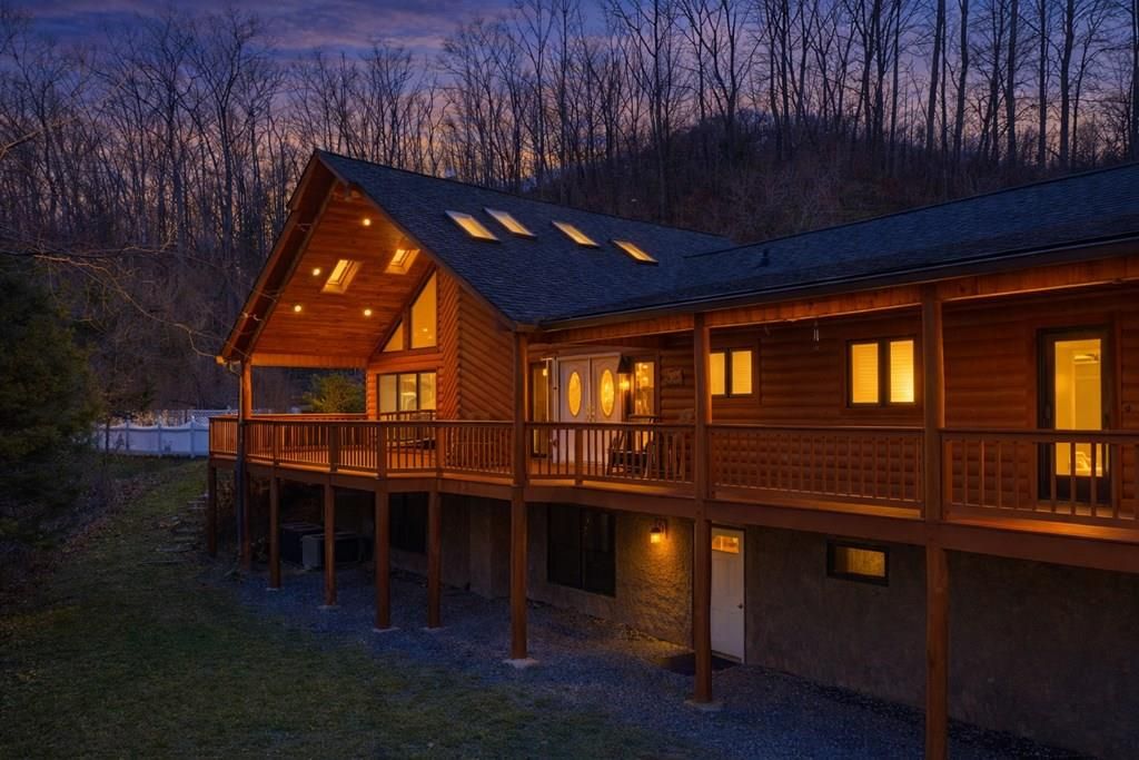 Photo of 112 Hawks Nest Ridge, Cullowhee, NC 28723 (MLS # 26046792)