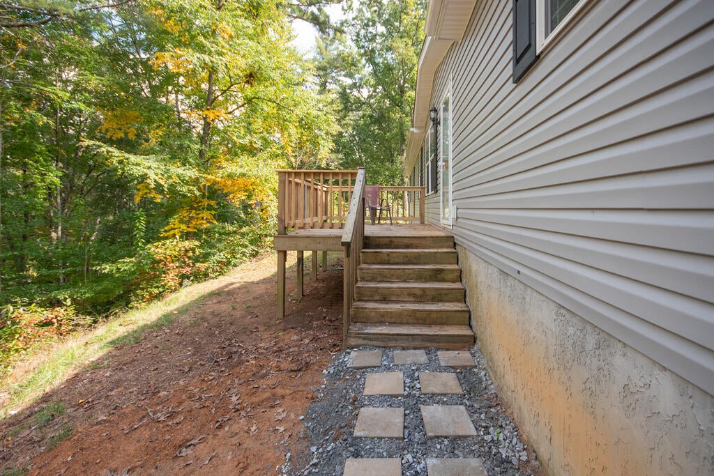 134 Mossy Ridge Rd
