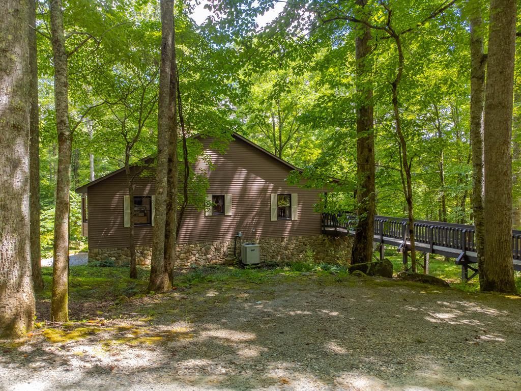 Photo of 1221- 1300 Sam Cove, Robbinsville (Graham), NC 28771 (MLS # 26041806)