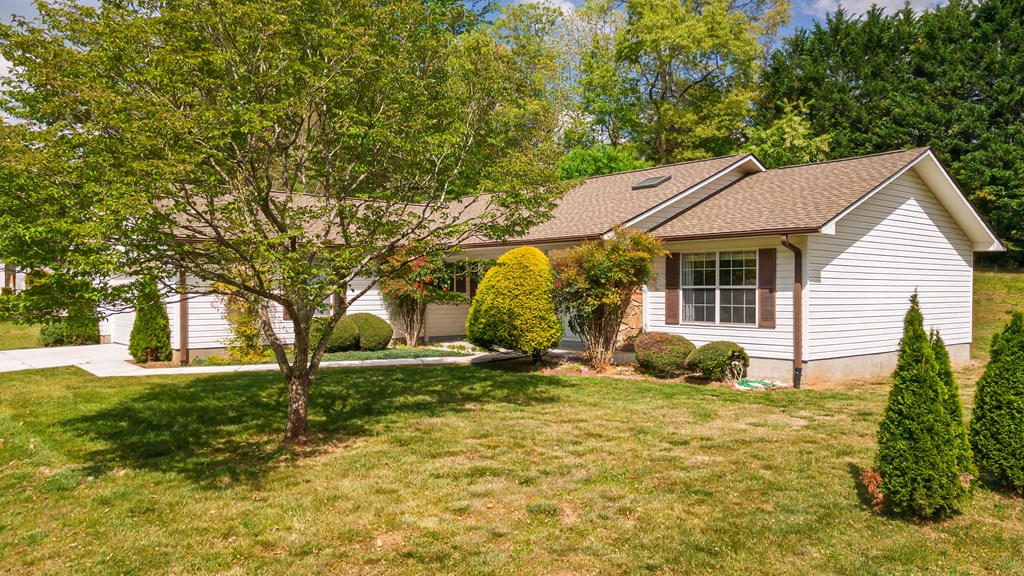 15 Cove Crossing Rd