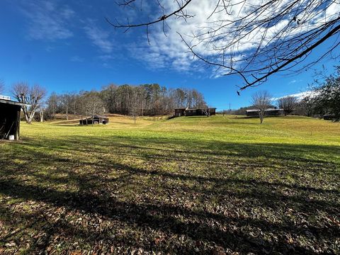 Photo of 0 Dillardtown Road, Sylva, NC 28779 (MLS # 26042920)