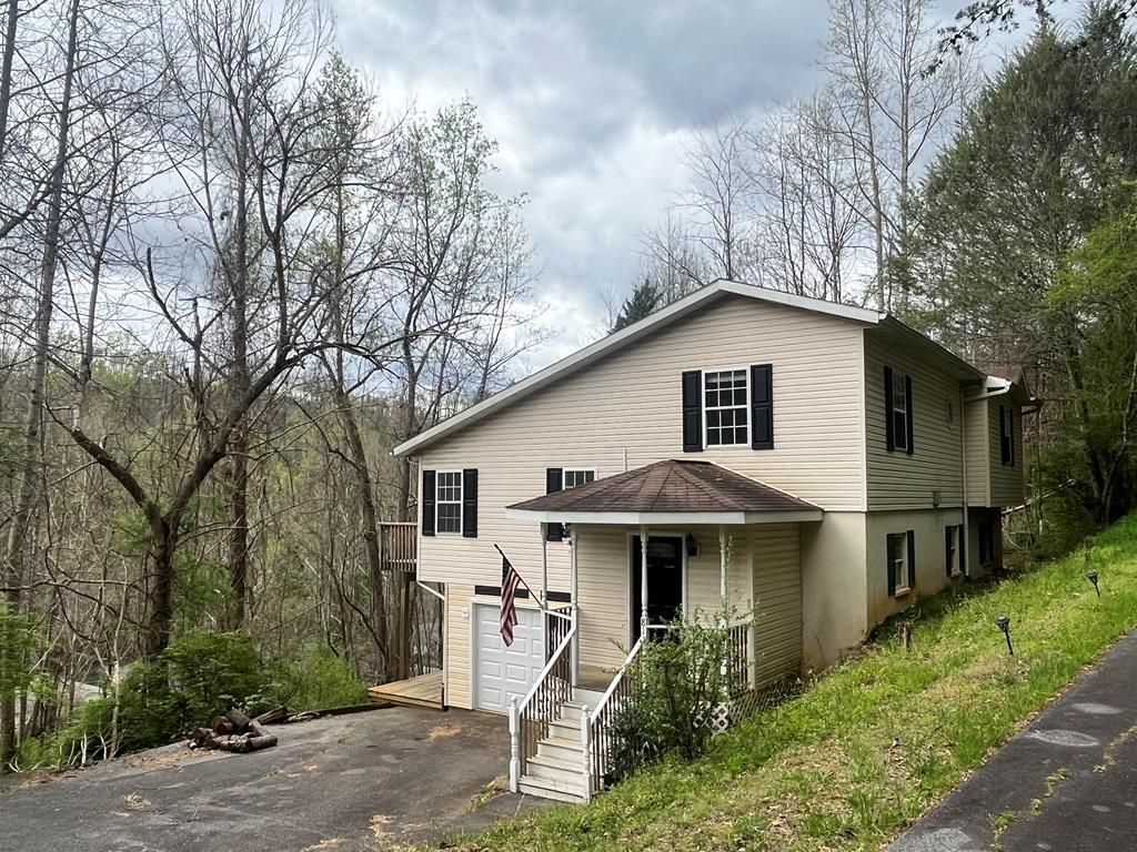 Photo of 81 Otter Ridge Road, Cullowhee, NC 28723 (MLS # 26046830)