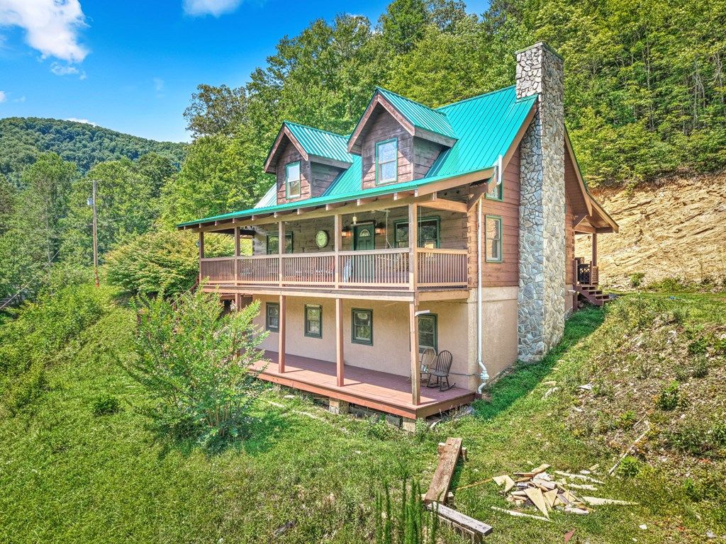Photo of 2560 Round Hill Road, Bryson City, NC 28713 (MLS # 26047703)