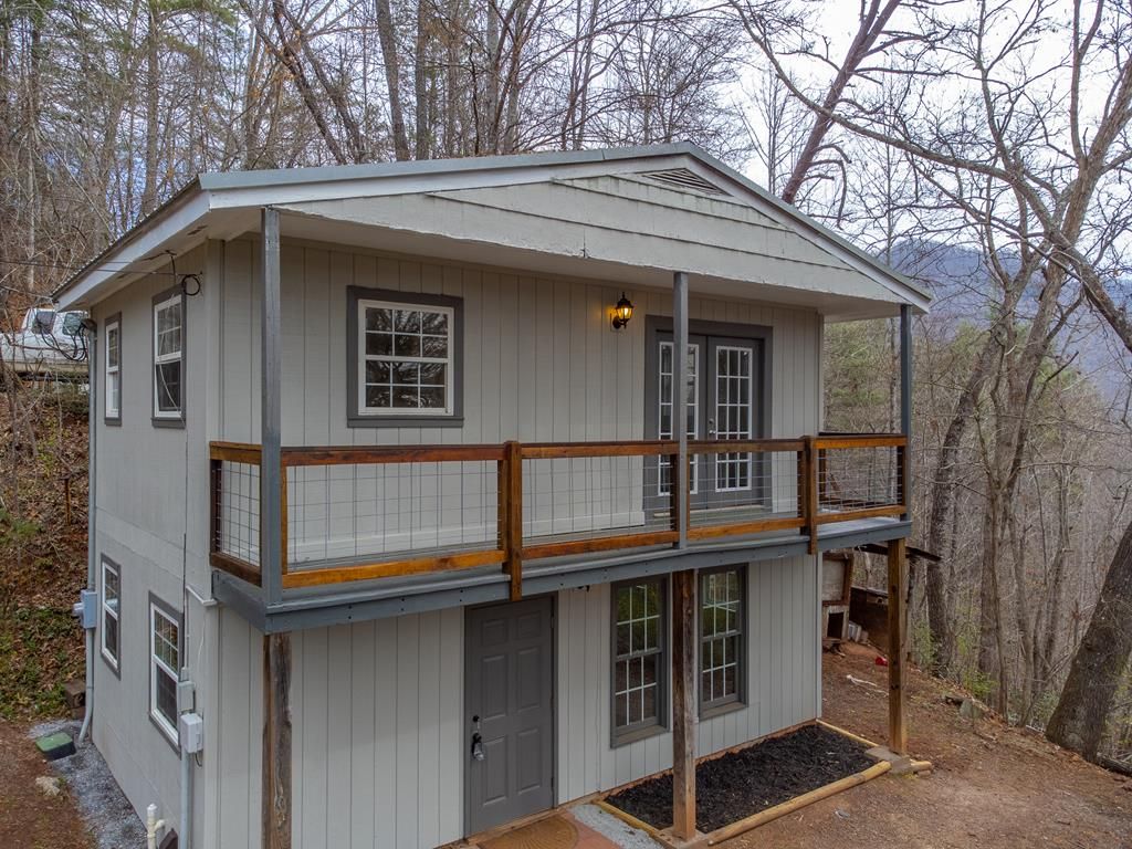 Photo of 308 Searcy Mountain Rd, Cullowhee, NC 28723 (MLS # 26046660)