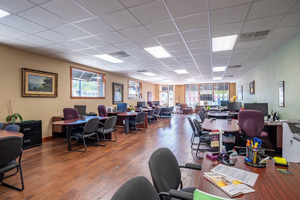 Bryson City, North Carolina 28713, United States, ,1 BathroomBathrooms,Commercial,Active,40052