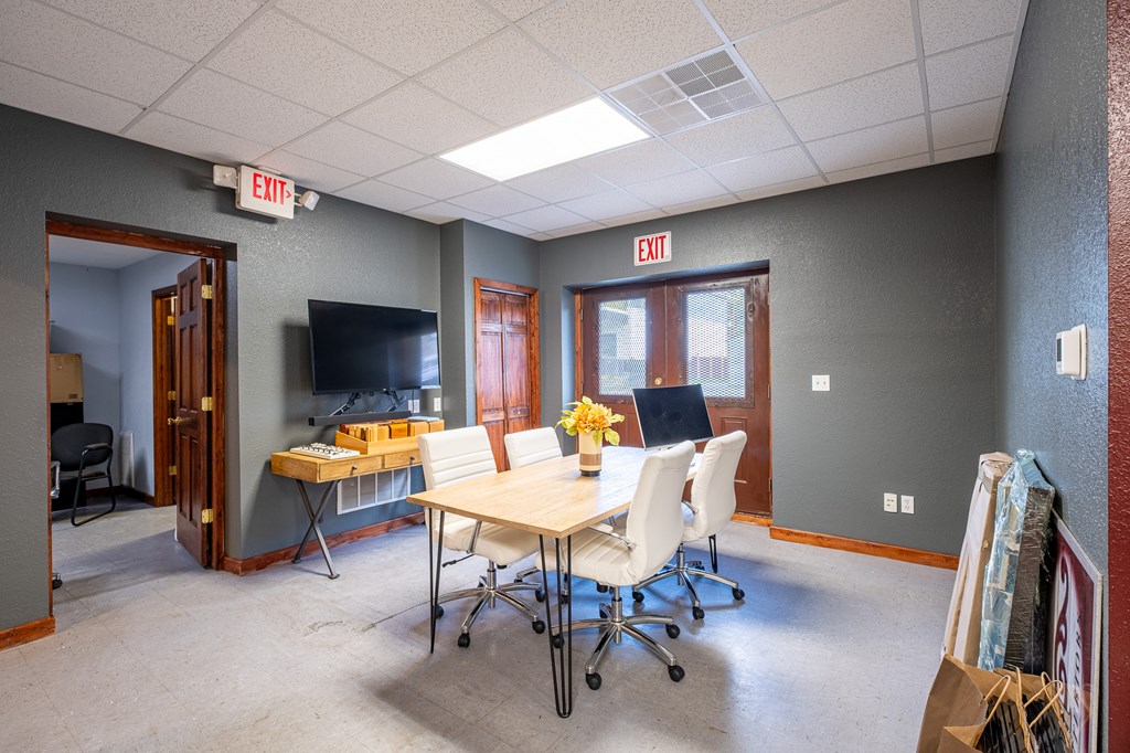 Bryson City, North Carolina 28713, United States, ,1 BathroomBathrooms,Commercial,Active,40052