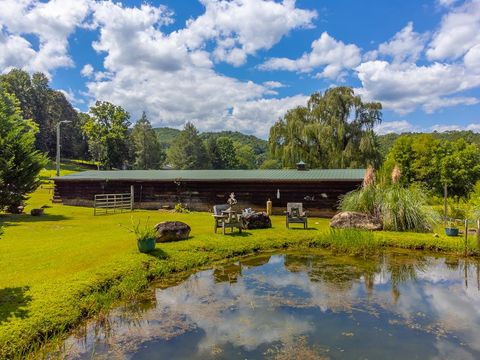 Photo of 00 Skeenah Road, Franklin, NC 28734 (MLS # 26046957)