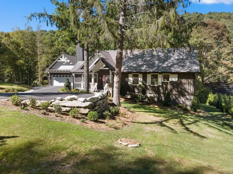 Photo of 57 Jackson Drive, Highlands, NC 28741 (MLS # 26048614)