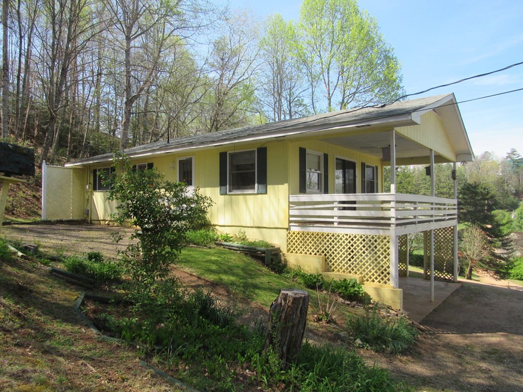 95 Blackberry Lane