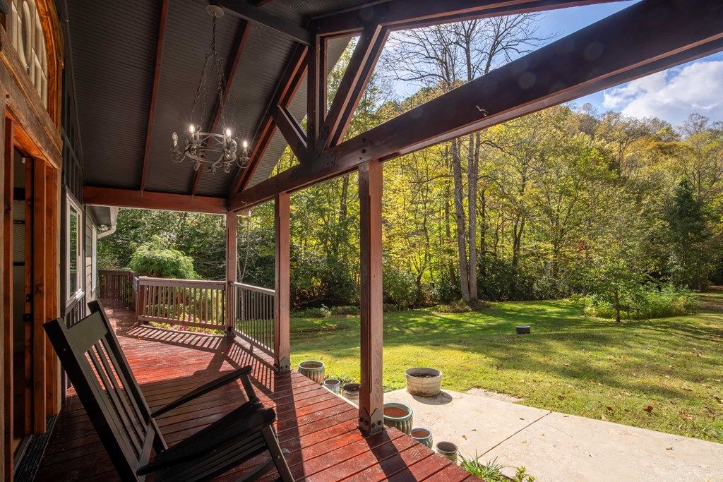 Photo of 214 Chin Tree Rd, Sylva, NC 28779 (MLS # 26042403)
