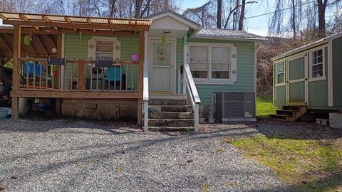 Photo of 588 Franklin Grove Church Road, Bryson City, NC 28713 (MLS # 26046904)