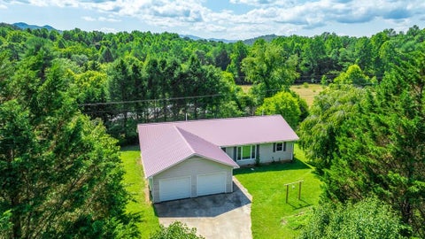 Photo of 436 Lake Emory Rd, Franklin, NC 28734 (MLS # 26047717)
