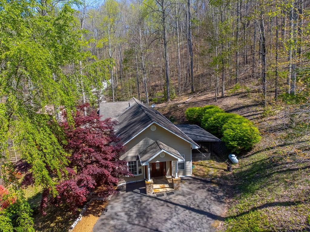 Photo of 605 Toy Cove Rd, Sylva, NC 28779 (MLS # 26046970)