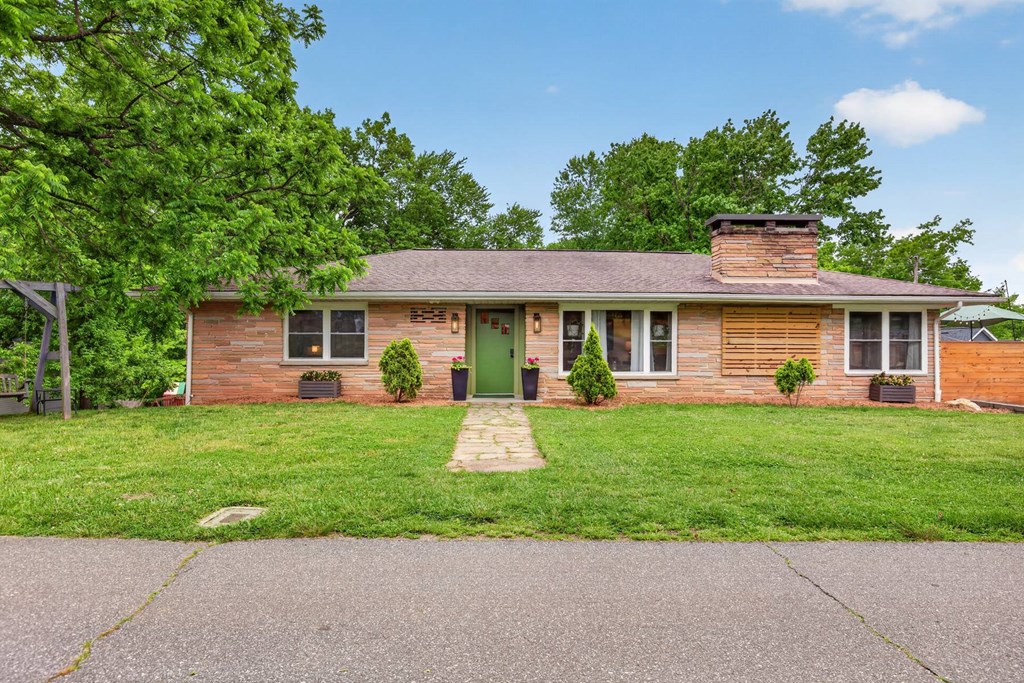 140 Dunbar St