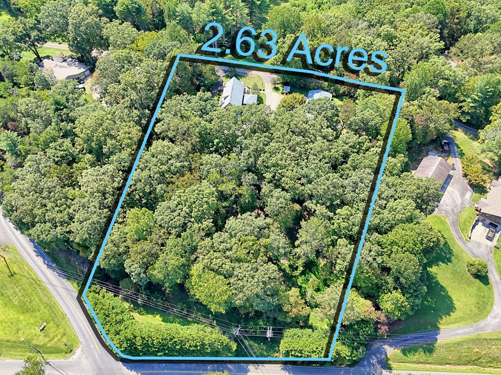 Otto, North Carolina 28763, United States, 3 Bedrooms Bedrooms, ,3 BathroomsBathrooms,Residential,Pending,221118