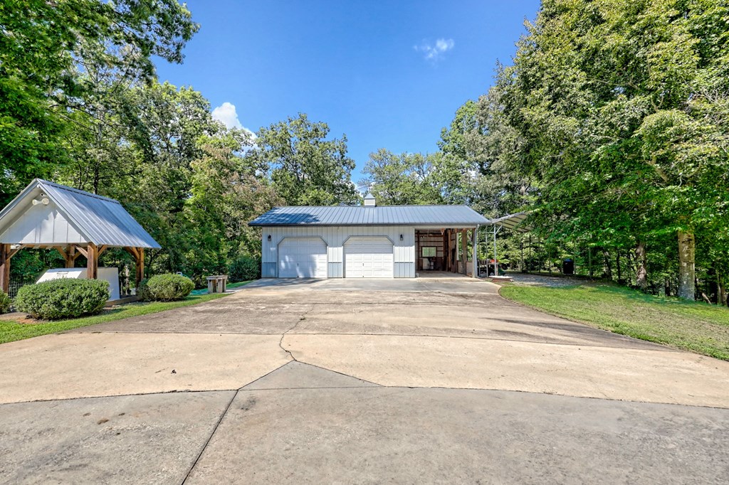 Otto, North Carolina 28763, United States, 3 Bedrooms Bedrooms, ,3 BathroomsBathrooms,Residential,Pending,221118