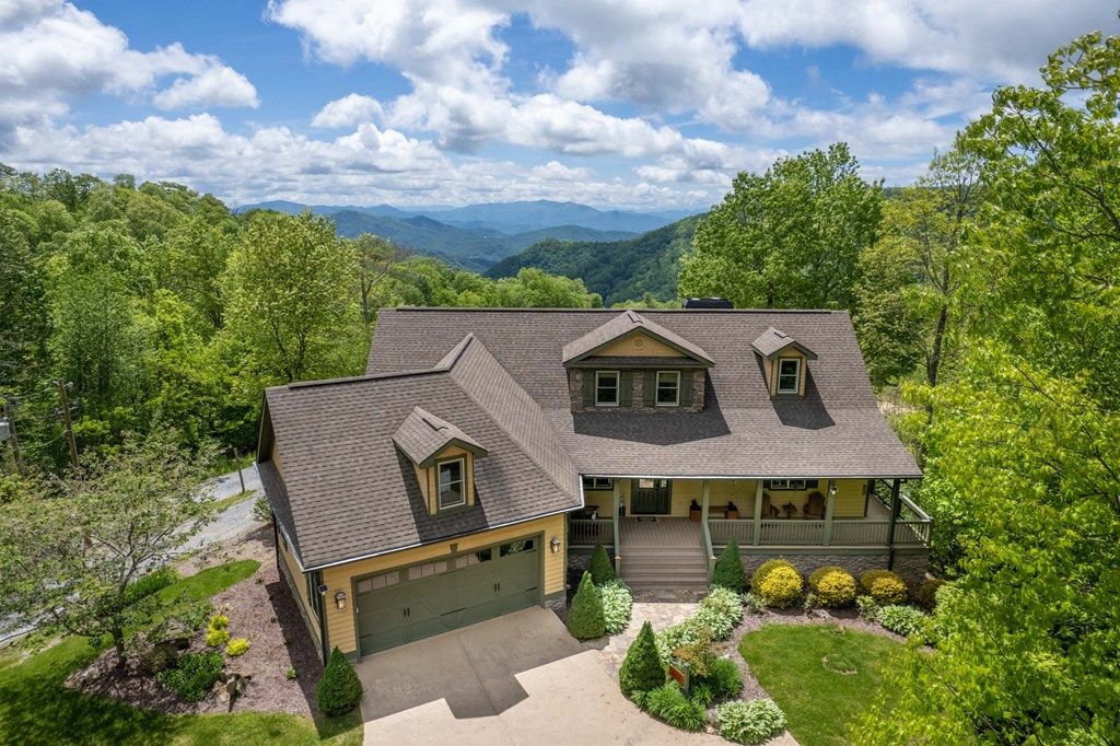 Photo of 27 Indianola, Bryson City, NC 28713 (MLS # 26046569)