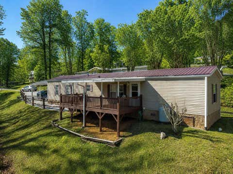 Photo of 365 Carolina Village Circle, Franklin, NC 28734 (MLS # 26045347)